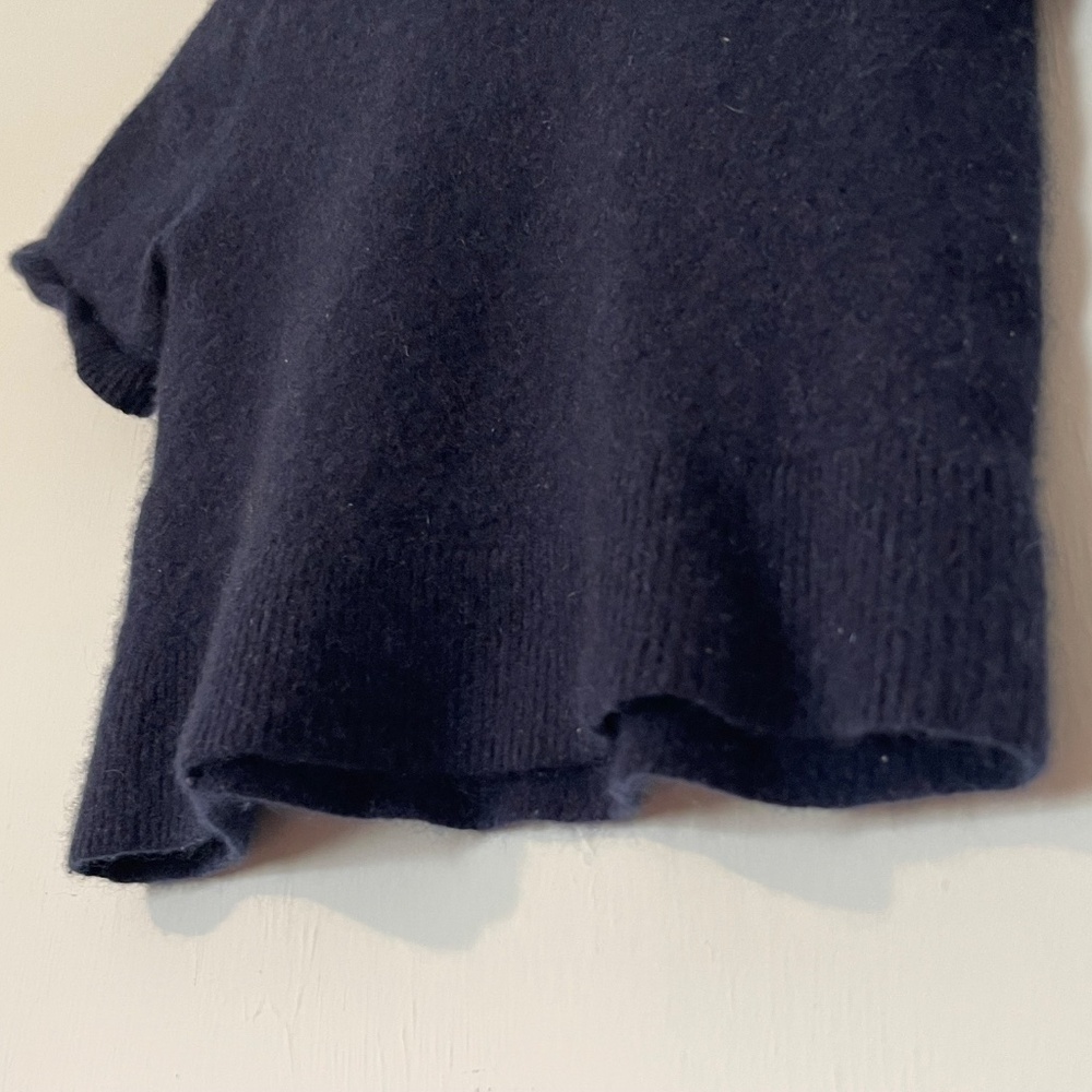 BR 90s Y2K 100% Cashmere Navy Short Sleeve Knit Sweater XXS Luxe Minimalist - Picture 4 of 4